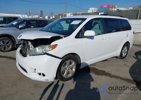 2016 Toyota Sienna Le 8 Passenger from USA, damaged, VIN 5TDKK3DCXGS708644